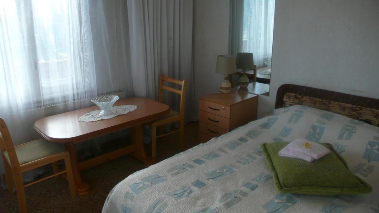 Privatviesnica Zvaigzne Hotel Jūrkalne Værelse billede